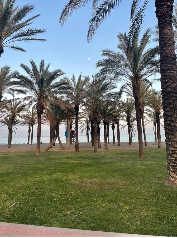 Cosy Sunrise Beach Torremolinos Eksteriør billede