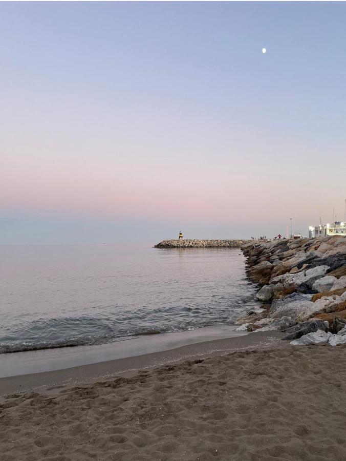 Cosy Sunrise Beach Torremolinos Eksteriør billede